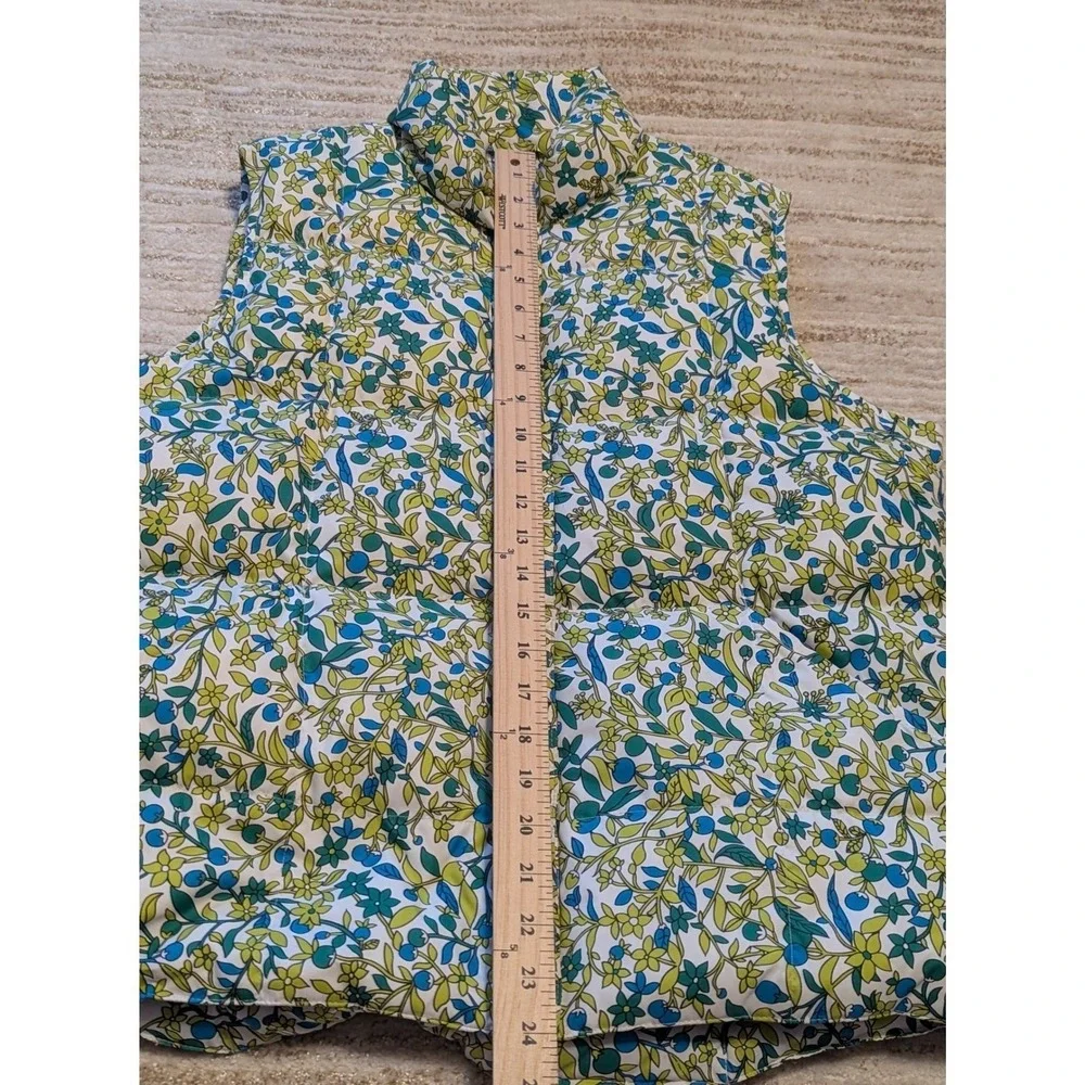 Lands End Puffer Vest Womens Sz M 10-12 Blueberry Floral Down Filled Quilted